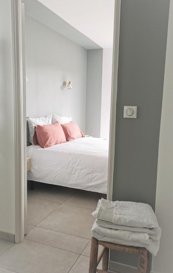 Au Jardin Des Deux Roches Bed & Breakfast Prissé Екстериор снимка